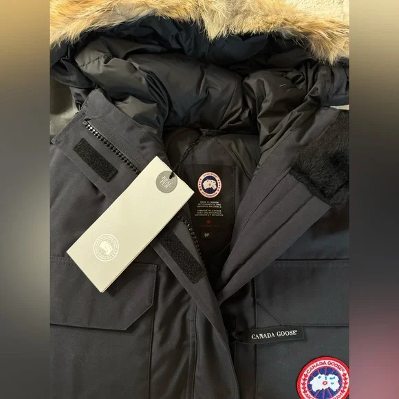 Canada Goose Expedition Parka Winter Jacket Navy Brand New Fur Trim Full Set - Picture 9 of 9